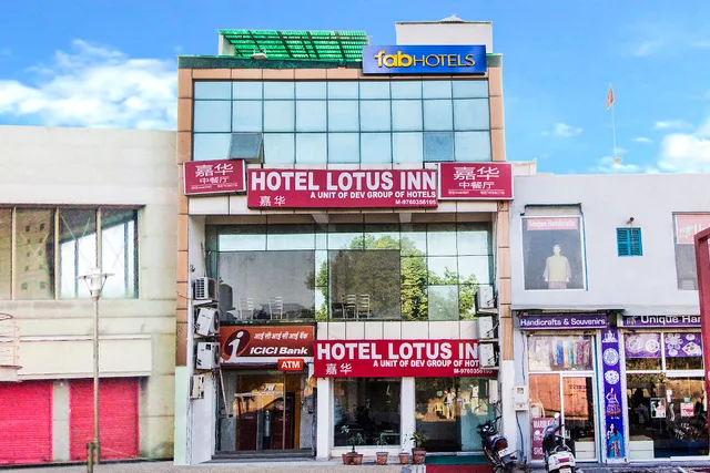 FabExpress Lotus Inn