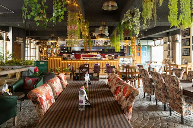 Slake Cafe - Best Italian Restaurant in Dehradun | Best Cafe in Dehradun | Best Cafe - Best Coffee Shop Old Rajpur Road Doon