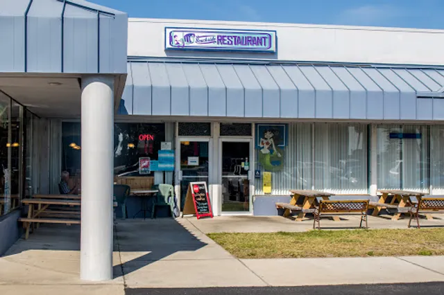 Lily's Beachside Restaurant