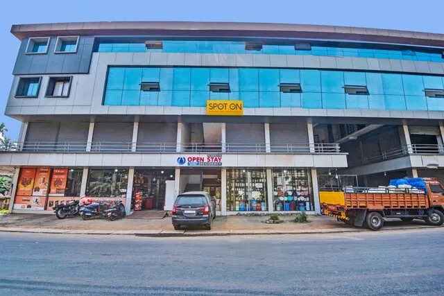 OYO Flagship Open Stay Residency