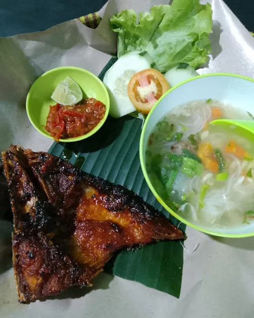 BEBEK GORENG KALIJO GAMBUT