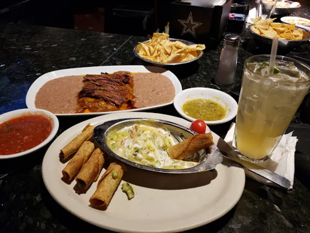 Menas Tex-Mex Grill Cantina