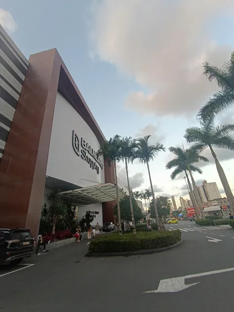 Balneario Shopping Mall