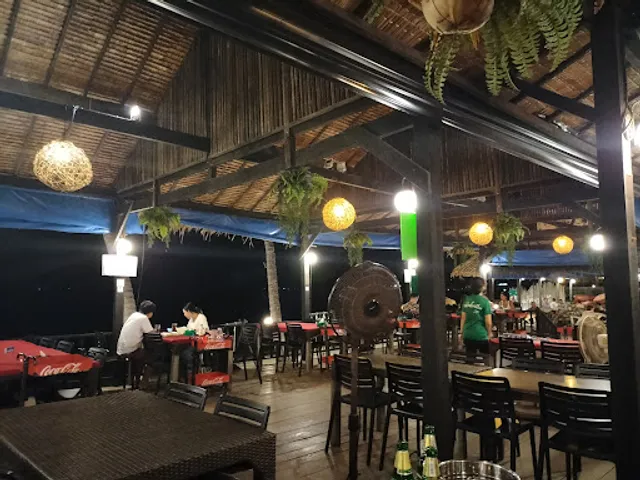 ครัวชาวบ้าน สมุย Kruachaobaan Restaurant