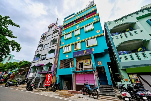 OYO Flagship Golden Leaf