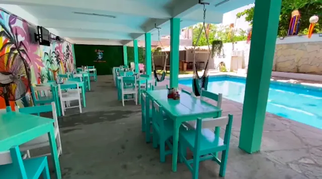 El Puerto Mariscos, Botanas y Parilla