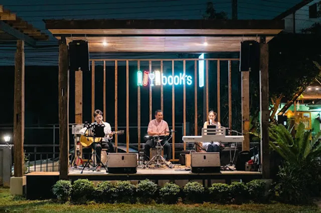 Book’s Cafe & Bistro Chiangrai