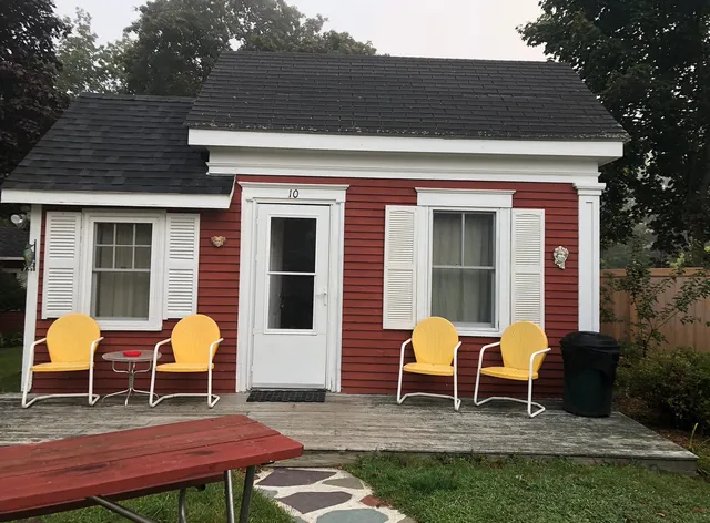 Pride Motel & Cottages