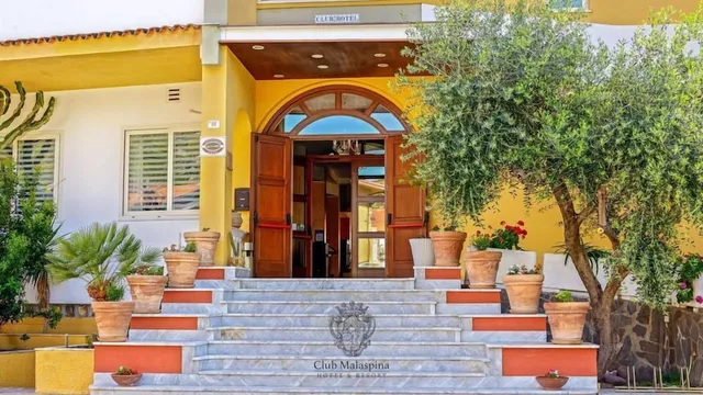 Club Malaspina Hotel & Resort