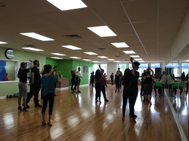 Yamulee Dance School