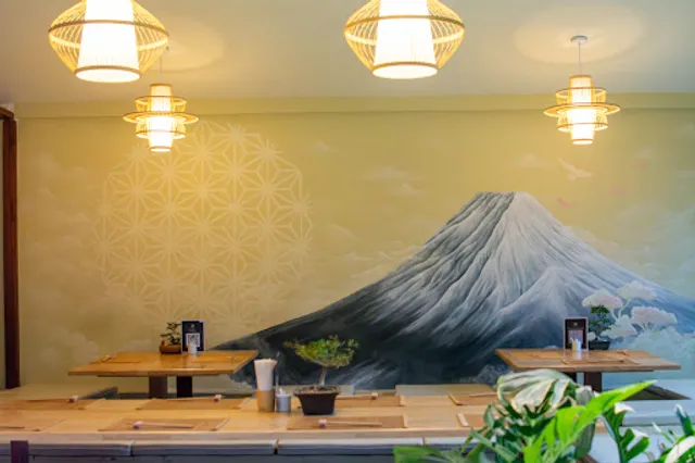 Umami Ramen & Sushi Japanese