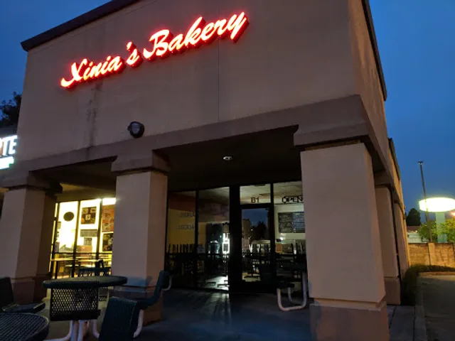Xinia's Bakery