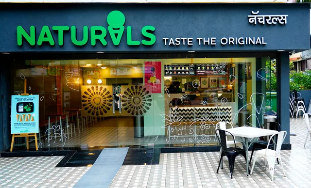 Naturals Ice Cream (Thakur Complex)