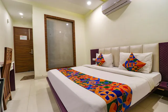 FabHotel Golden Home - Hotel Near Amritsar Junction Railway Station