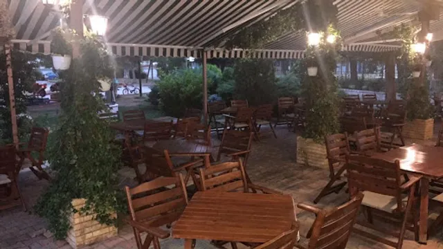 Πιτσαρία Ζορμπας Πτολεμαιδα