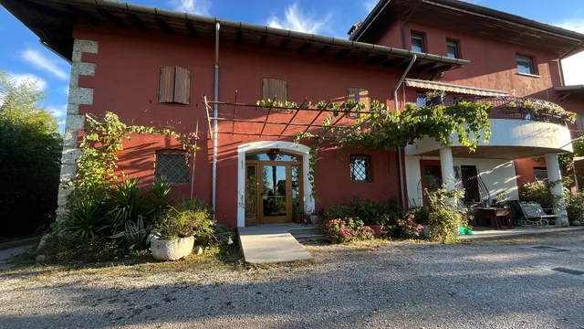 Antica Scuderia del Castello