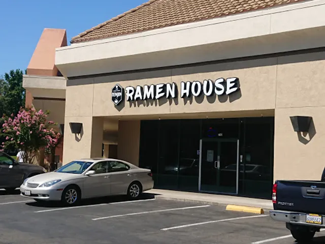 Ramen House Tenjin