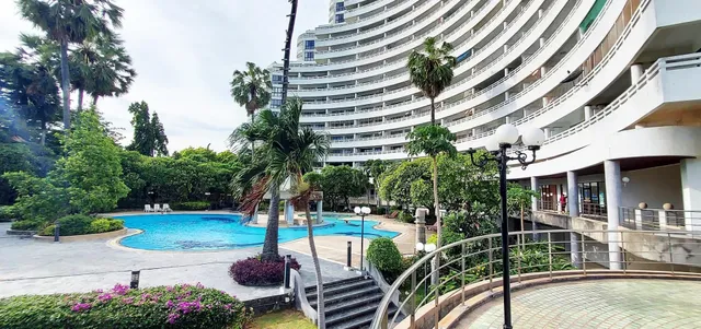 Payoon Garden Cliff Condominium