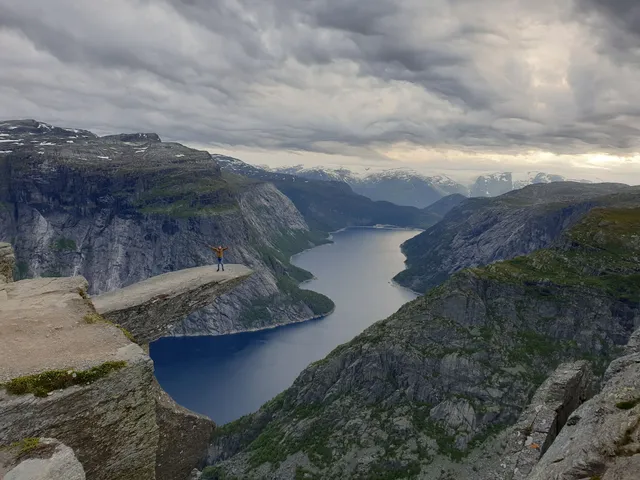 Old Trolltunga Starting Point