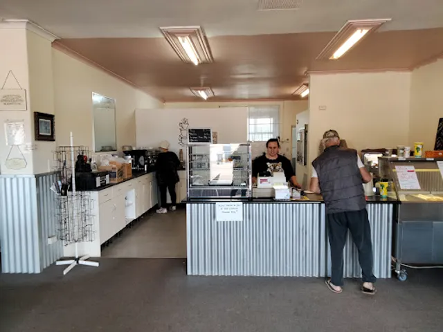 Golden Grain Café & Bakery