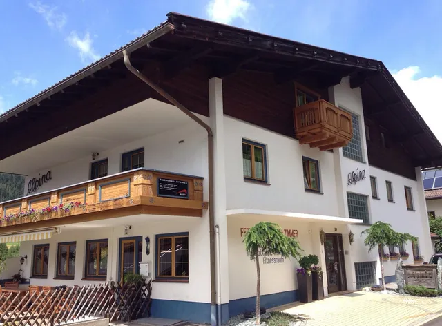 Ferienhaus Alpina