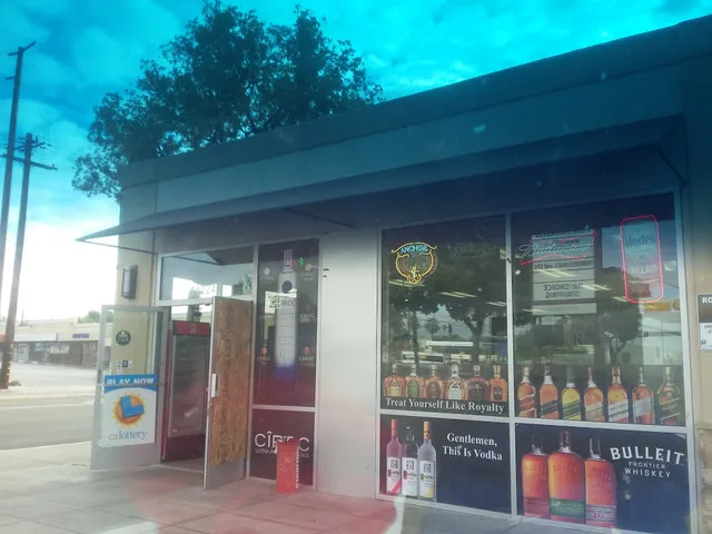 Samis Viii Market & Liquor