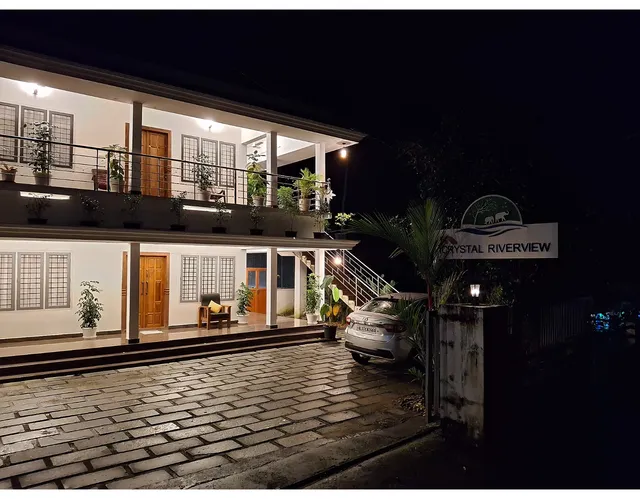 Crystal Riverview Homestay