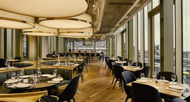 MR PORTER Restaurant, Bar & Lounge