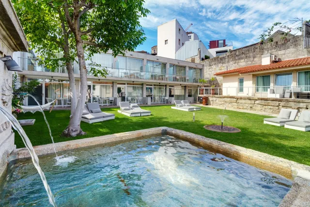 Vitória Village Hotel