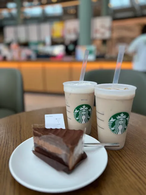 STARBUCKS Tainan Madou Shop