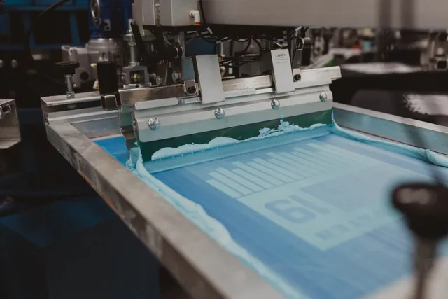 Larsen Graphics Inc.