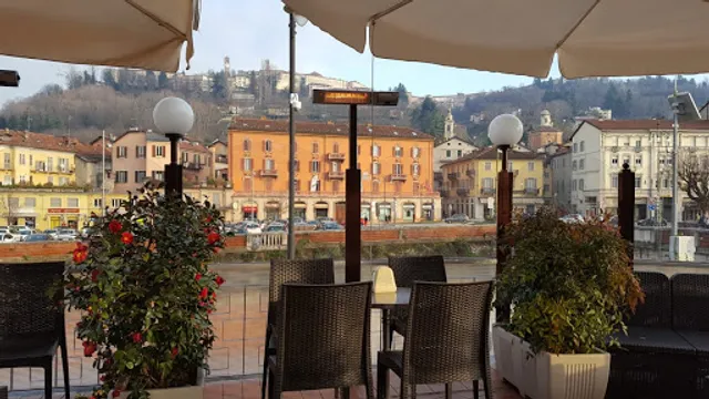 Caffè Gelateria Lurisia