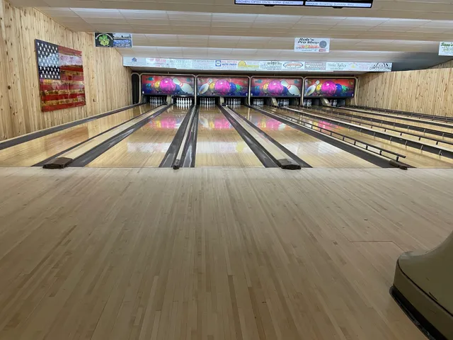 Harrisville Lanes & Lounge