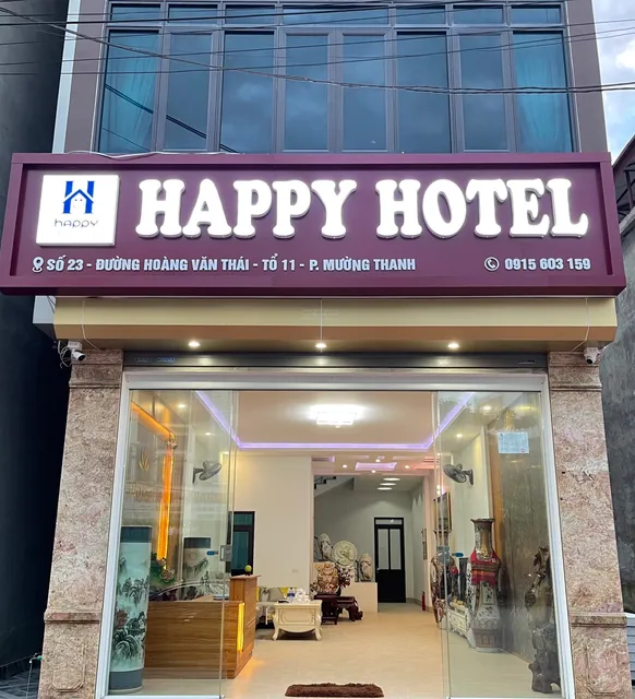 Happy Hotel