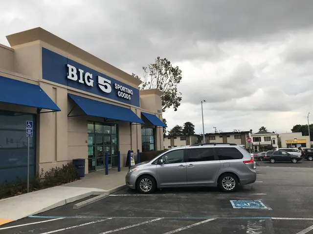 Big 5 Sporting Goods