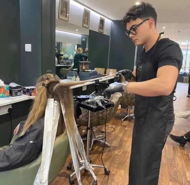 MM Hair London 🎨 𝗕𝗮𝗹𝗮𝘆𝗮𝗴𝗲 📍Covent Garden