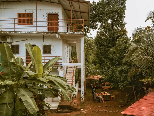 Firefly Cafe and Stays