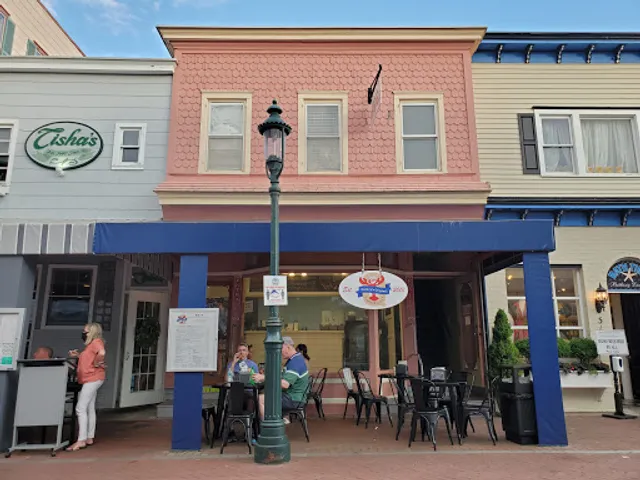 Quincy's Original Lobster Rolls