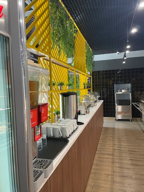 Milana - Dostavka Pitstsy, Rollov I Sushi