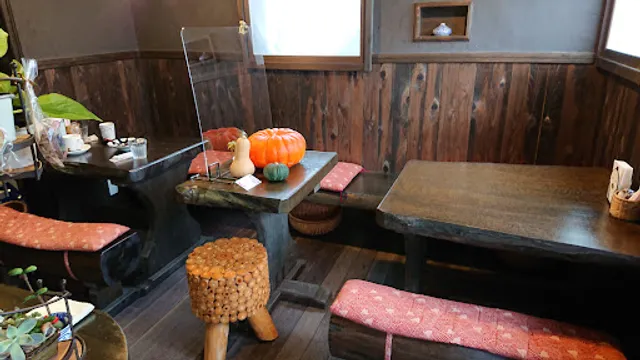 Red Beans Coffee Shop