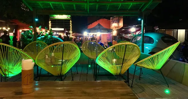Tiki Bar Bantayan