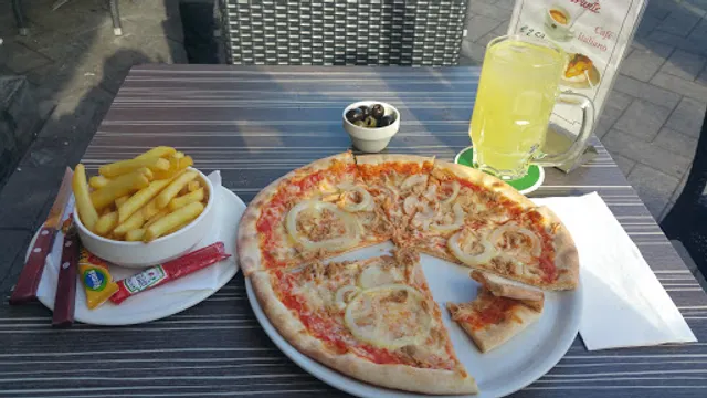 Marco Polo Pizzeria-Steakhouse