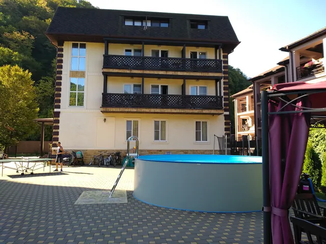 Гостевой дом “Каштан”