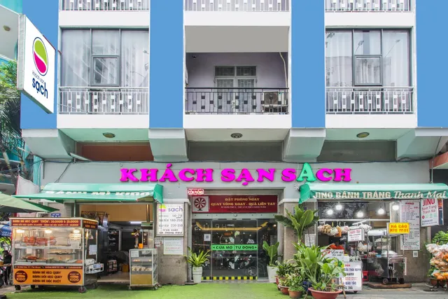 KHÁCH SẠN SẠCH HOA CÚC