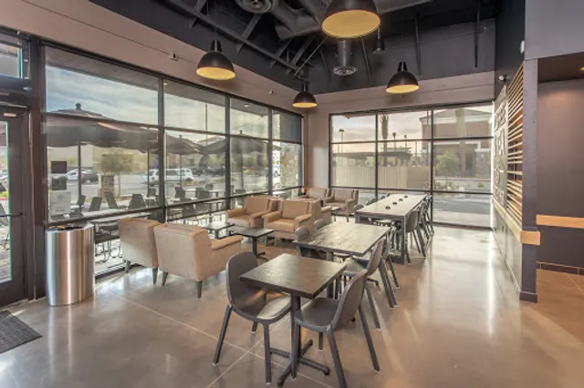 The Coffee Bean & Tea Leaf