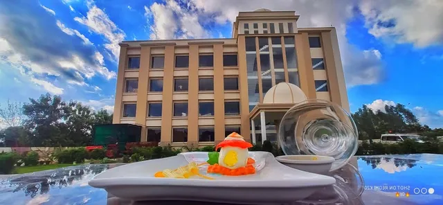 8fold by LaRiSa, Basti (formerly known as The Asha Basti)