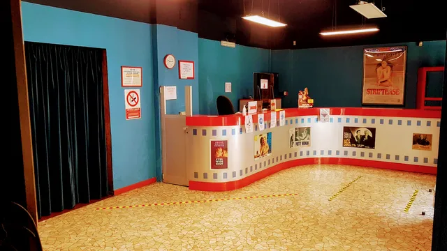 Cinema Roma Blue