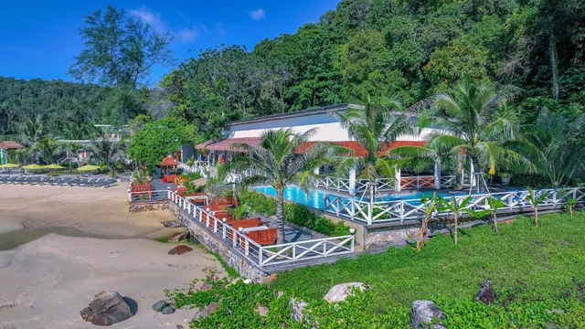 One Beach Resort by EHM