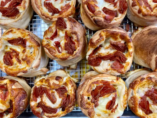 Hooks Pizza Parlor & Kitchen