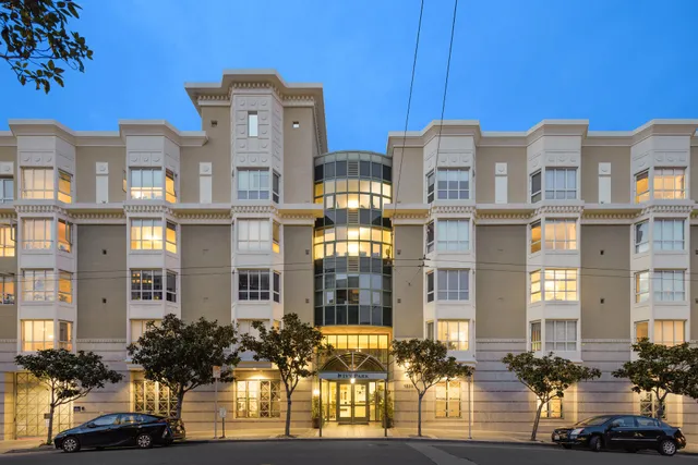 Ivy Park at Cathedral Hill